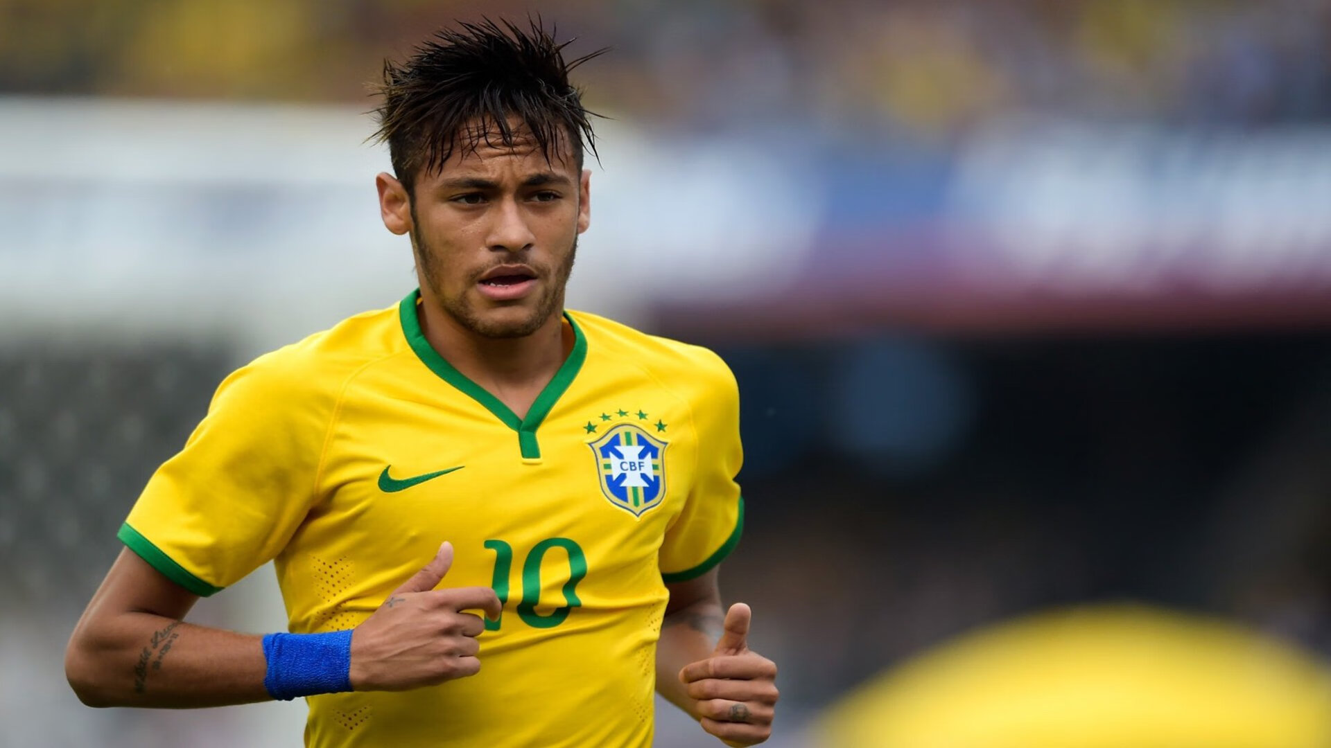 世界排名争夺战之夜，法比尼奥数据全面爆炸，定义中场新维度